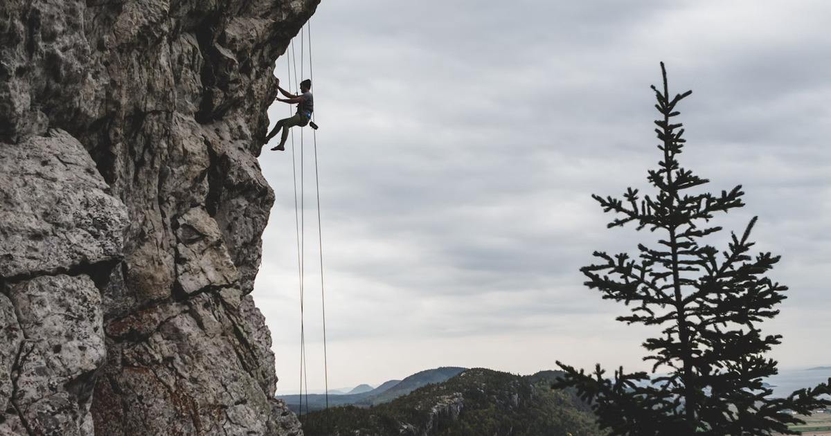 Picture of Rope Climbing